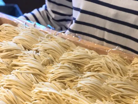 仕込んだ自家製麺